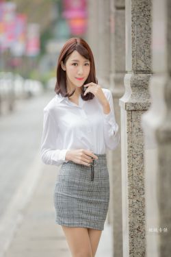 女生洗澡褐体不遮不挡视频